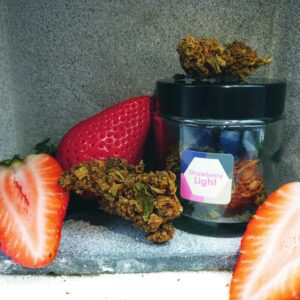 CBD Premium Aromablüte Strawberry Light / 2,2 Gramm